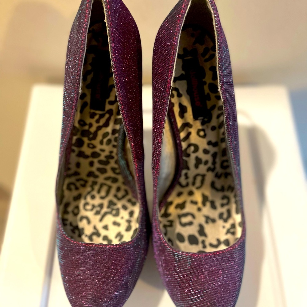 Dollhouse purple chrome heels size 10